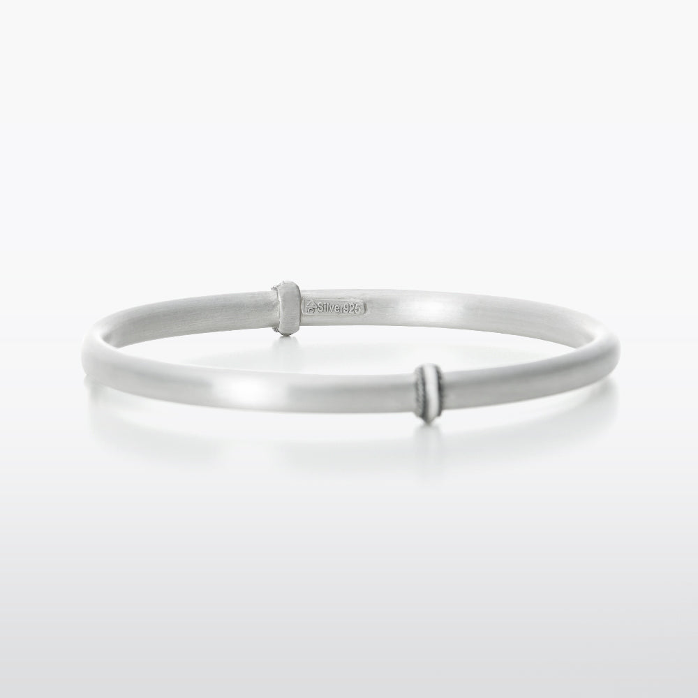 Line Single Band Bracelet